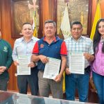 GAD CENTINELA DEL CÓNDOR Y AGROPZACHIN FIRMAN CONVENIO 1