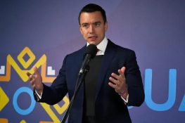 Cuando llueve, el FMI te quita el paraguas