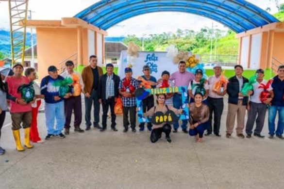 El GAD de Centinela del Cóndor homenajea a padres adultos mayores en su día