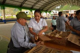 AGROPZACHIN fortalece la seguridad alimentaria en Zamora Chinchipe con la entrega de miles de pollos a familias rurales