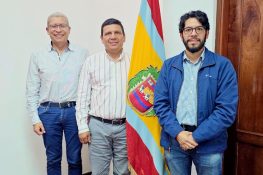 El alcalde de Zamora y el banco de desarrollo del estado impulsan proyectos de infraestructura con inversión de más de un millón de dólares.