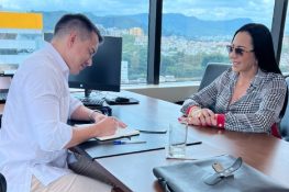 Prefecta de Esmeraldas: ¿En qué país vive? Su apoyo a Noboa desata indignación en un Ecuador al borde del abismo