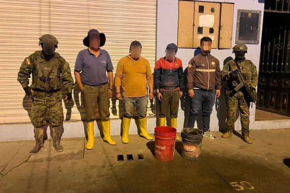Tres aprehendidos durante operación contra la minería ilegal en Gualaquiza
