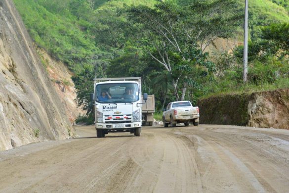¡Avance del 58.26%! GAD Zamora Chinchipe acelera el asfaltado Muchime – 28 de Mayo hacia la imprimación asfáltica