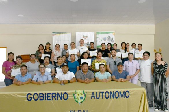 La Alcaldía de El Pangui, ECSA y GAD Tundayme gradúan a 30 ciudadanos con nuevas habilidades culinarias para la temporada