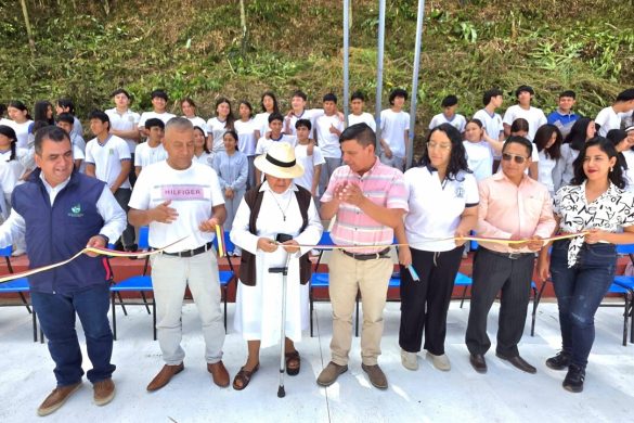 Municipio de Zamora entrega renovada cancha de uso múltiple a la Unidad Educativa San Francisco de Asís