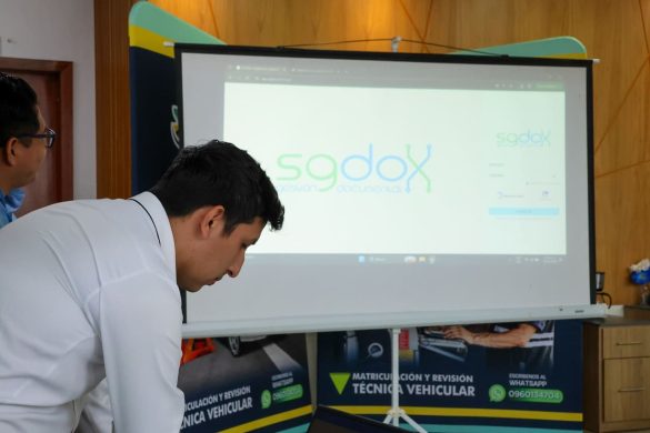 EMMOV Zamora Chinchipe se moderniza: Personal se capacita en el sistema SGDOX para optimizar servicios