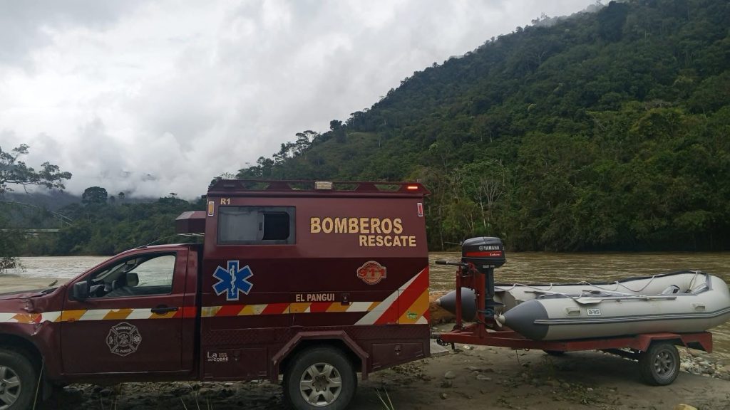 dIA 13 bOMBEROS DE EL PANGUI
