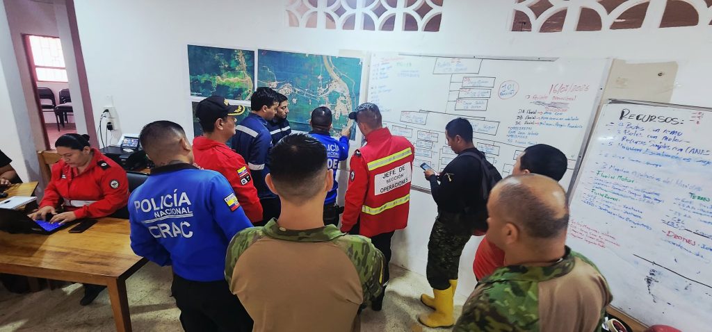 dia 13 Bomberos de Zamora se solidarizan con las familias afecatdas